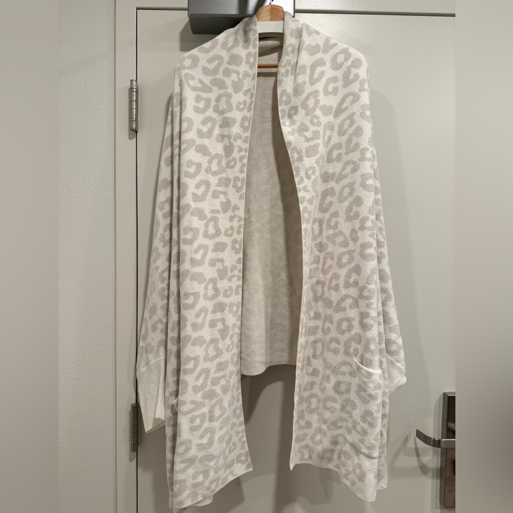 Barefoot Dreams CozyChic Blanket Wrap Oversized White Cheetah